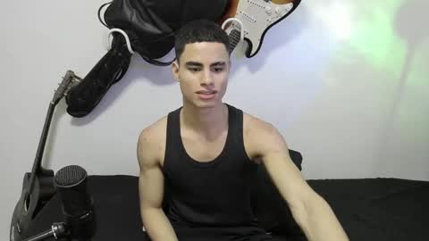 zenzhu online show from 12/20/24, 08:45