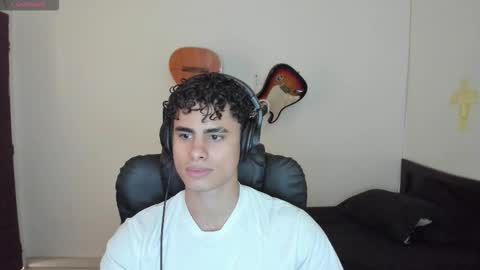 zenzhu online show from 11/05/25, 01:33