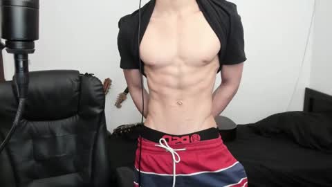 Snapshot of zenhzu chatting on 12/16/25, 04:23 zenzhu online show from 12/16/25, 04:23