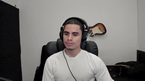 Snapshot of zenhzu chatting on 02/04/26, 03:18 zenzhu online show from 02/04/26, 03:18