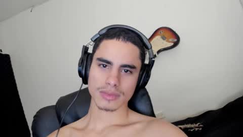 Snapshot of zenhzu chatting on 02/10/26, 03:43 zenzhu online show from 02/10/26, 03:43