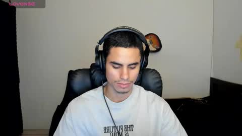 Snapshot of zenhzu chatting on 02/17/26, 04:31 zenzhu online show from 02/17/26, 04:31