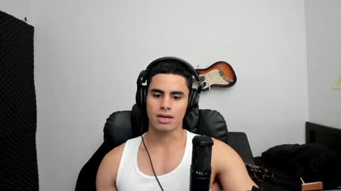 Snapshot of zenhzu chatting on 04/12/26, 05:12 zenzhu online show from 04/12/26, 05:12