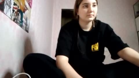 Snapshot of zeniabrossoit chatting on 05/11/26, 02:45 zeniabrossoit online show from 05/11/26, 02:45