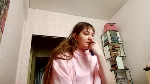 Snapshot of zeniabrossoit chatting on 05/19/26, 09:37 zeniabrossoit online show from 05/19/26, 09:37