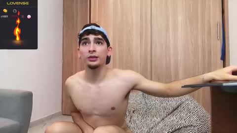 Zenn online show from 12/28/24, 03:15