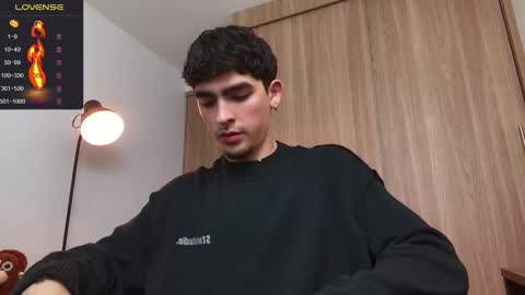 Zenn online show from 12/31/24, 12:15