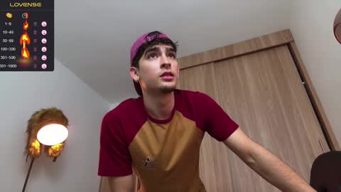 Zenn online show from 01/05/25, 01:04