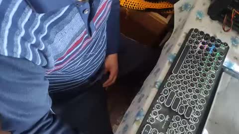 Snapshot of zenonsex chatting on 03/20/26, 04:23 zenonsex online show from 03/20/26, 04:23