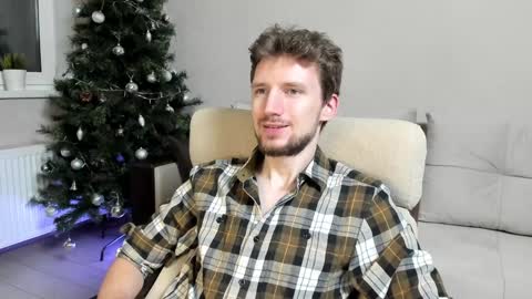 Snapshot of zepanl chatting on 12/20/24, 09:28 Andrew online show from 12/20/24, 09:28