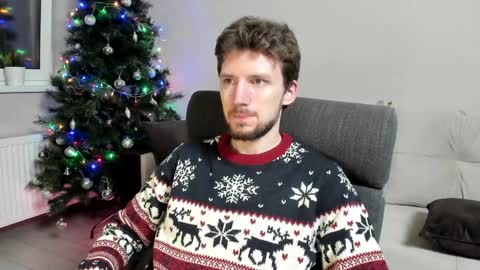 Snapshot of zepanl chatting on 12/25/24, 04:44 Andrew online show from 12/25/24, 04:44