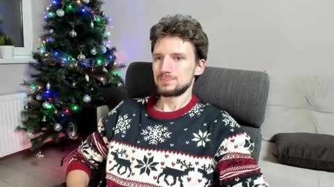 Snapshot of zepanl chatting on 12/25/24, 07:45 Andrew online show from 12/25/24, 07:45