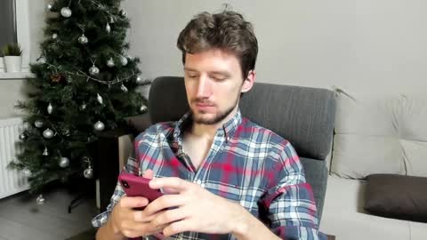 Snapshot of zepanl chatting on 01/05/25, 06:02 Andrew online show from 01/05/25, 06:02