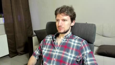 Snapshot of zepanl chatting on 01/19/25, 04:12 Andrew online show from 01/19/25, 04:12