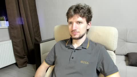 Snapshot of zepanl chatting on 01/28/25, 07:42 Andrew online show from 01/28/25, 07:42