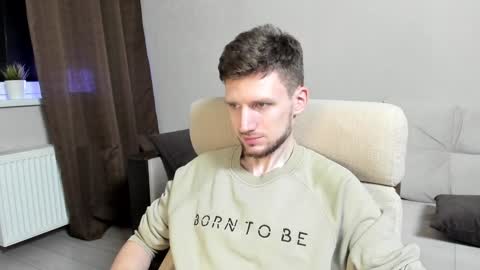 Snapshot of zepanl chatting on 02/05/25, 06:15 Andrew online show from 02/05/25, 06:15