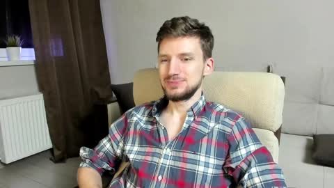 Snapshot of zepanl chatting on 02/25/25, 06:53 Andrew online show from 02/25/25, 06:53