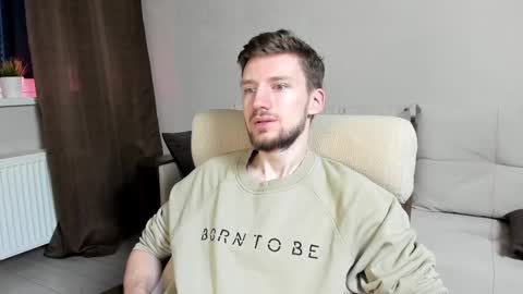 Snapshot of zepanl chatting on 02/28/25, 05:04 Andrew online show from 02/28/25, 05:04