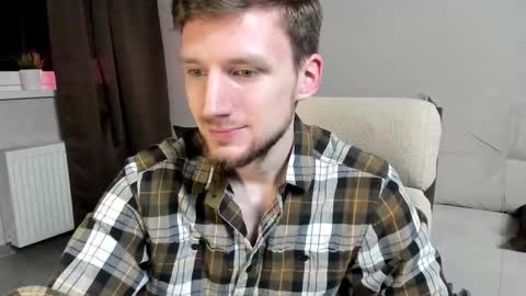 Snapshot of zepanl chatting on 03/02/25, 08:29 Andrew online show from 03/02/25, 08:29