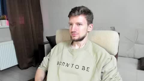 Snapshot of zepanl chatting on 03/04/25, 05:11 Andrew online show from 03/04/25, 05:11