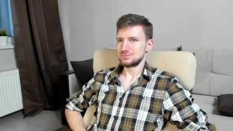 Snapshot of zepanl chatting on 10/01/25, 04:40 Andrew online show from 10/01/25, 04:40