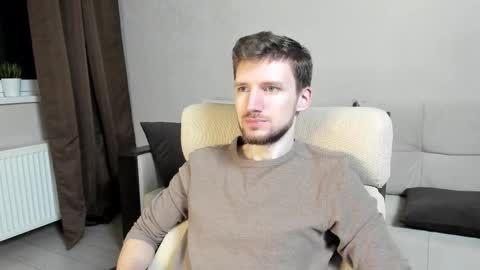 Snapshot of zepanl chatting on 10/22/25, 02:34 Andrew online show from 10/22/25, 02:34