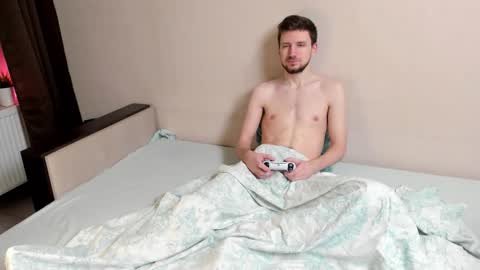 Snapshot of zepanl chatting on 10/23/25, 08:51 Andrew online show from 10/23/25, 08:51