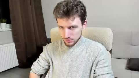 Snapshot of zepanl chatting on 11/05/25, 02:44 Andrew online show from 11/05/25, 02:44