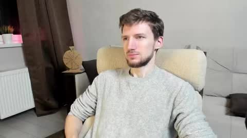 Snapshot of zepanl chatting on 11/11/25, 03:50 Andrew online show from 11/11/25, 03:50