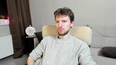 Snapshot of zepanl chatting on 11/24/25, 06:40 Andrew online show from 11/24/25, 06:40