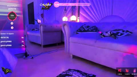    online show from 03/09/25, 09:25