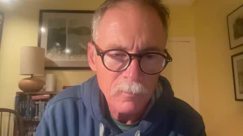 Snapshot of zephr1 chatting on 12/10/24, 05:55 zephr1 online show from 12/10/24, 05:55