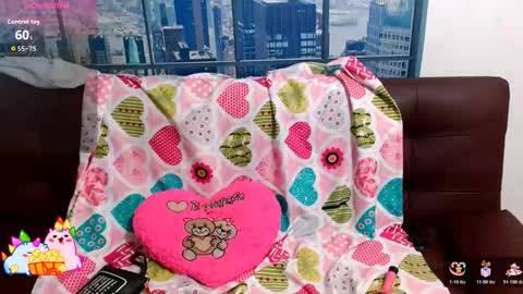 zephyro online show from 10/21/25, 12:17