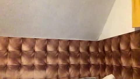 zervale online show from 12/05/24, 01:36