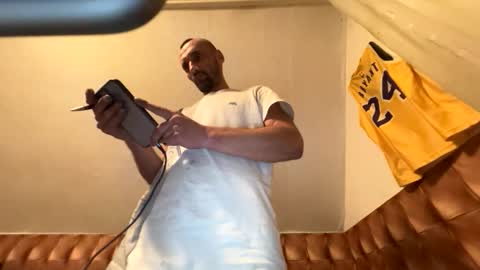 zervale online show from 09/16/25, 02:34