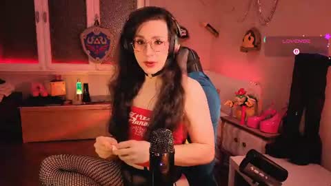 Snapshot of zesty_peach chatting on 06/19/26, 10:13 zesty_peach online show from 06/19/26, 10:13