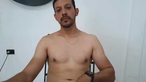 Snapshot of zetherzz chatting on 09/19/25, 03:45 Zether online show from 09/19/25, 03:45