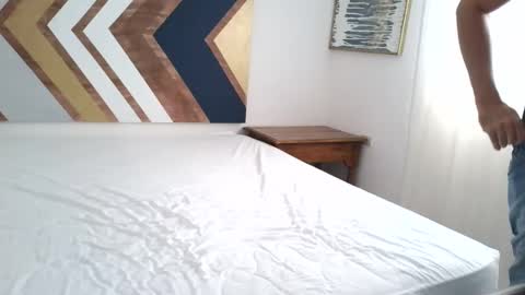 Snapshot of zetherzz chatting on 10/27/25, 06:23 Zether online show from 10/27/25, 06:23