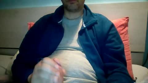 zeus online show from 12/04/24, 08:12