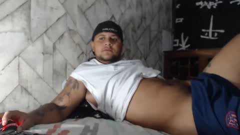 Snapshot of zeus_030 chatting on 04/28/26, 01:37 zeus_030 online show from 04/28/26, 01:37