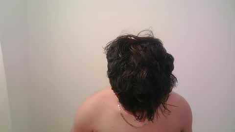 Snapshot of zeus_183 chatting on 12/22/25, 01:41 zeus_183 online show from 12/22/25, 01:41