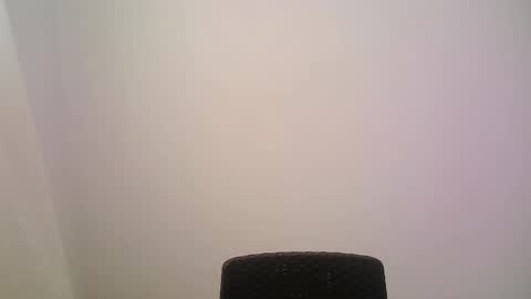 Snapshot of zeus_183 chatting on 02/17/26, 04:02 zeus_183 online show from 02/17/26, 04:02