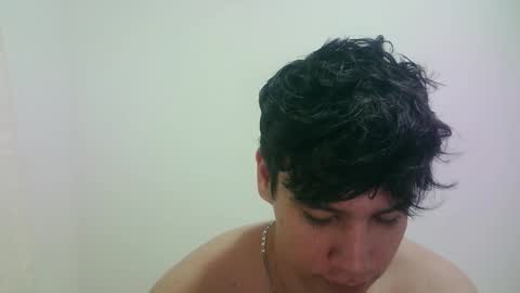 Snapshot of zeus_183 chatting on 03/13/26, 03:35 zeus_183 online show from 03/13/26, 03:35