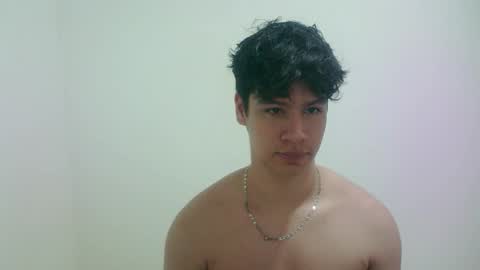 Snapshot of zeus_183 chatting on 03/18/26, 05:32 zeus_183 online show from 03/18/26, 05:32