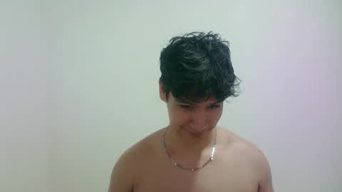 Snapshot of zeus_183 chatting on 03/19/26, 12:36 zeus_183 online show from 03/19/26, 12:36