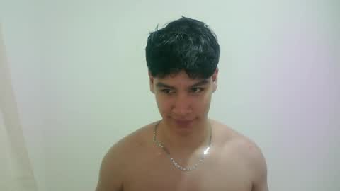 Snapshot of zeus_183 chatting on 04/06/26, 04:46 zeus_183 online show from 04/06/26, 04:46