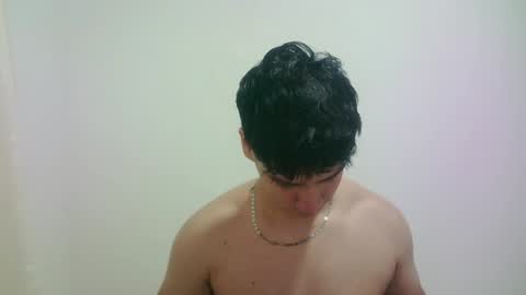 Snapshot of zeus_183 chatting on 04/10/26, 08:52 zeus_183 online show from 04/10/26, 08:52