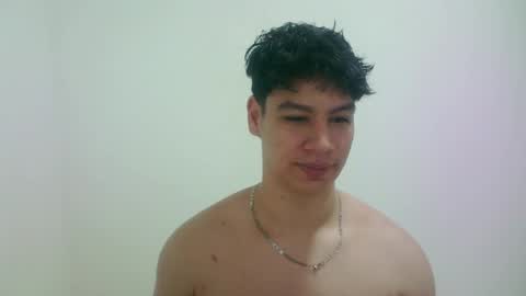 Snapshot of zeus_183 chatting on 04/14/26, 05:13 zeus_183 online show from 04/14/26, 05:13