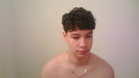 Snapshot of zeus_183 chatting on 04/16/26, 04:19 zeus_183 online show from 04/16/26, 04:19