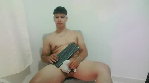 Snapshot of zeus_183 chatting on 07/26/26, 03:47 zeus_183 online show from 07/26/26, 03:47